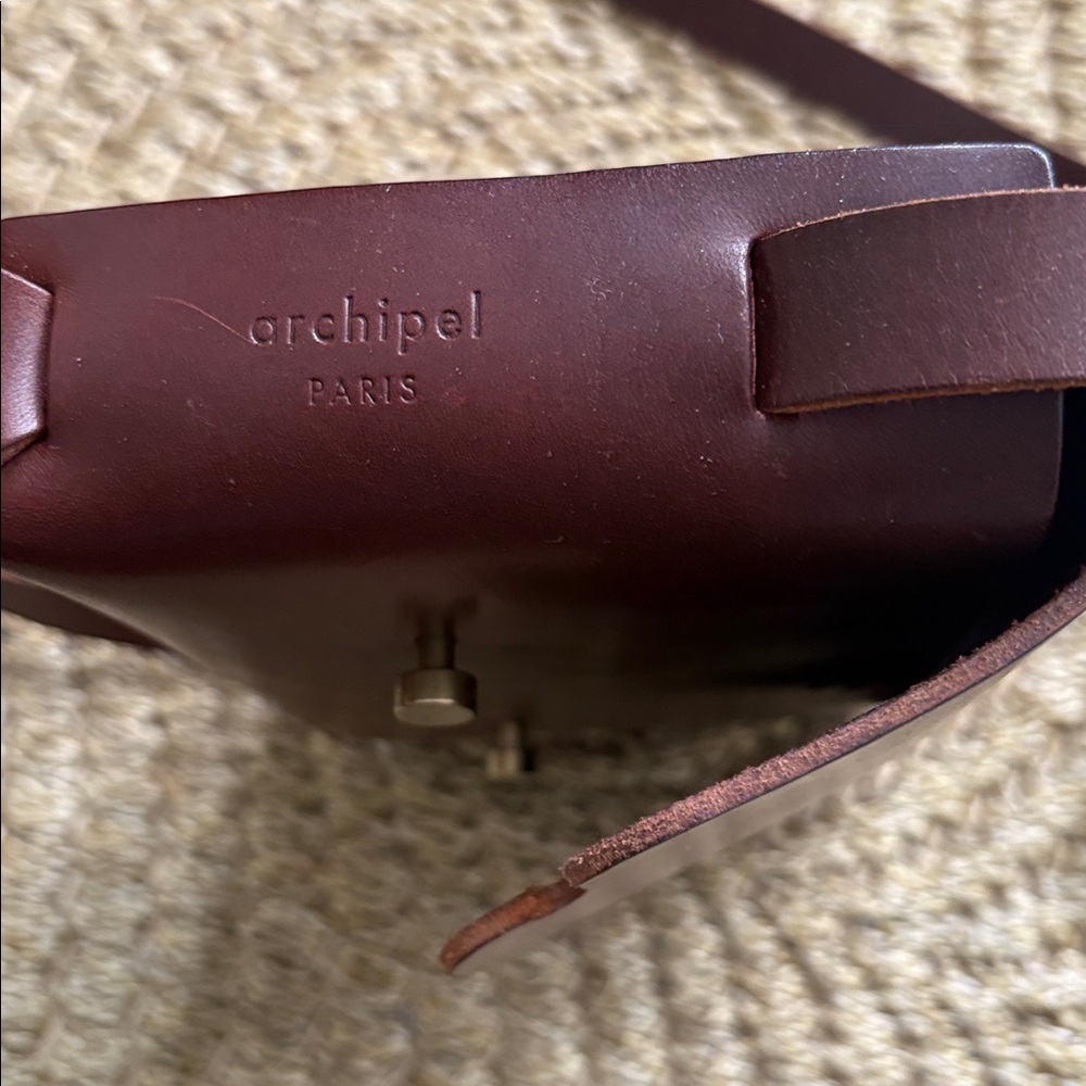 Archipel  Paris small brown leather crossbody bag - Picture 6 of 7